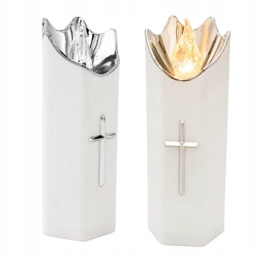 wkład led do zniczy biały ze srebrnym krzyżykiem z bateriami 15 cm