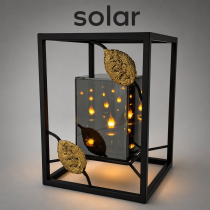 lampion solarny lustrzany w metalowej czarnej ramce z ozdobnymi złotymi liśćmi i efektem płomienia 3D